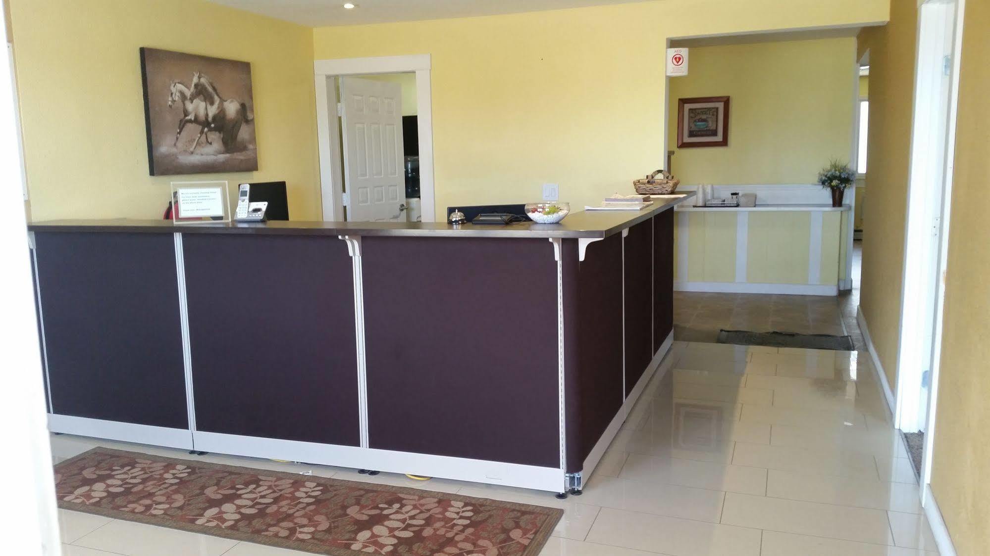 Melville Country Inn Екстериор снимка